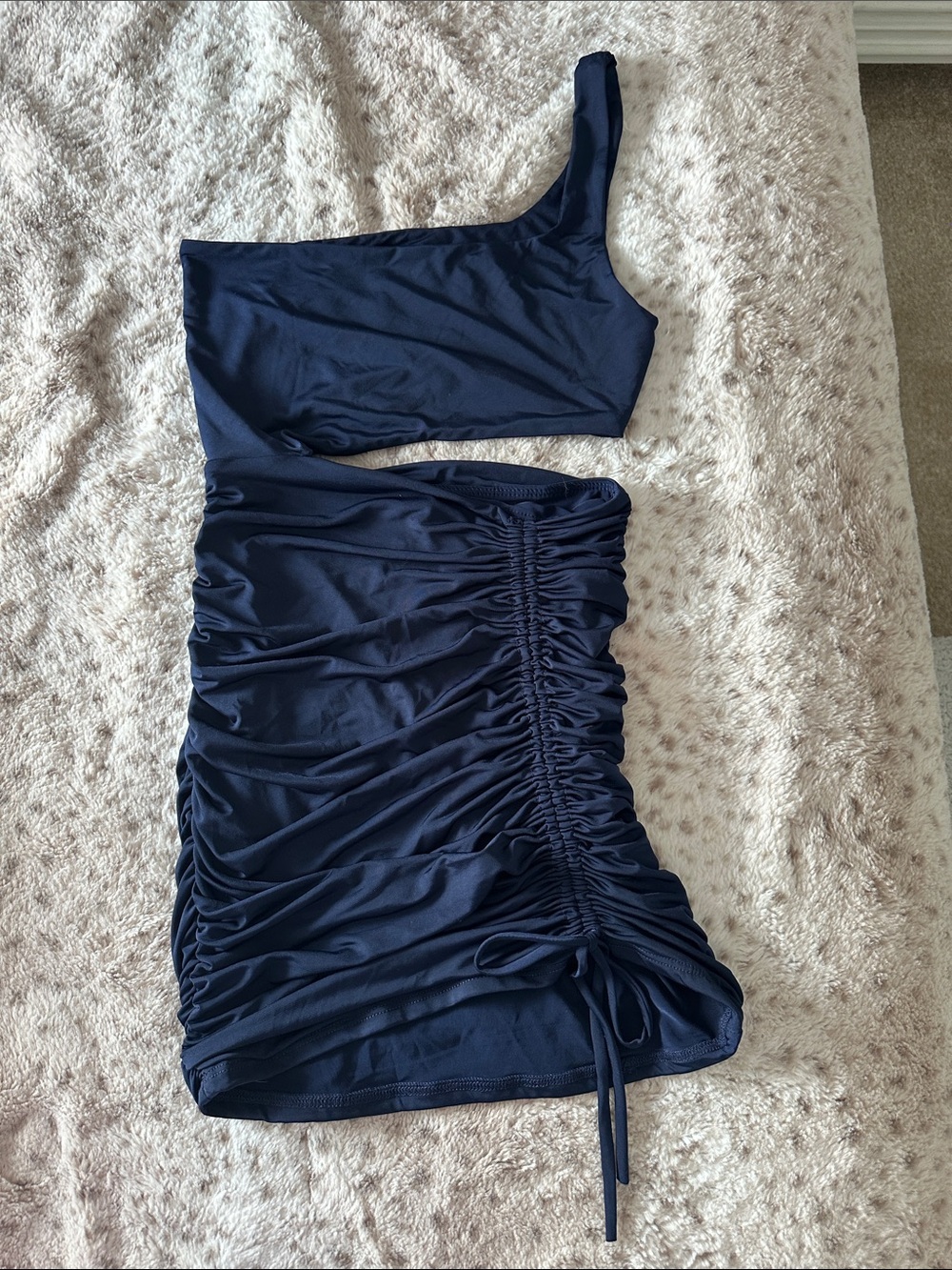 Lucy in the Sky One-Shoulder Ruched Dress in Navy Blue